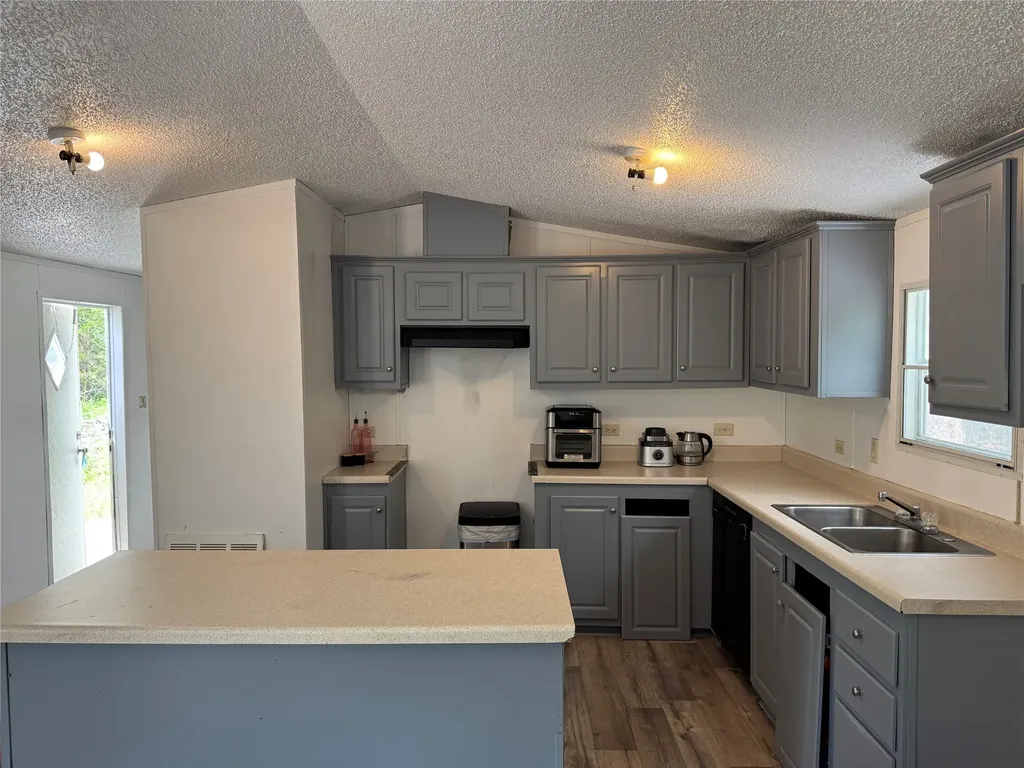 9374 Amy Drive Hawk Cove TX 75474