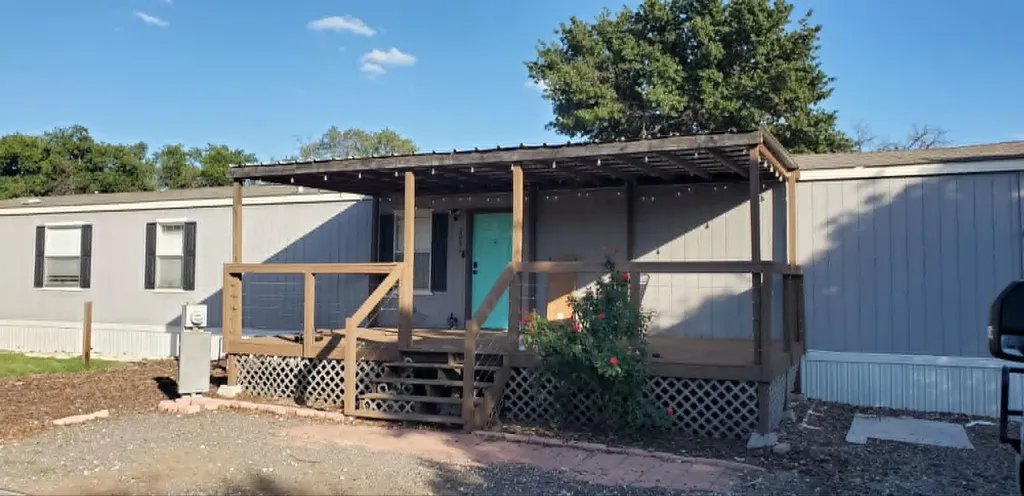 2093 Private Road 354 Hawley TX 79525