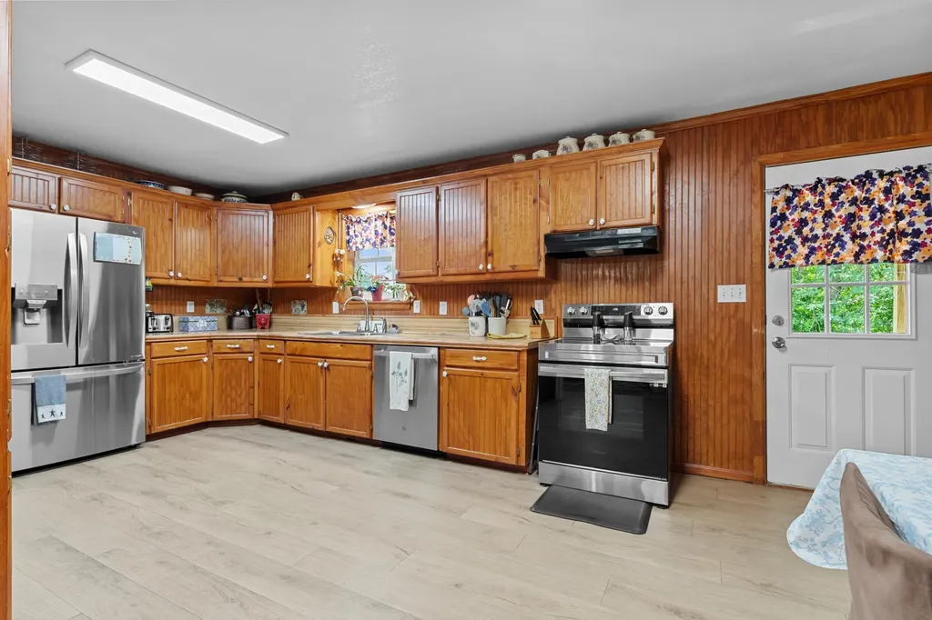 236 Circle Drive Point TX 75472
