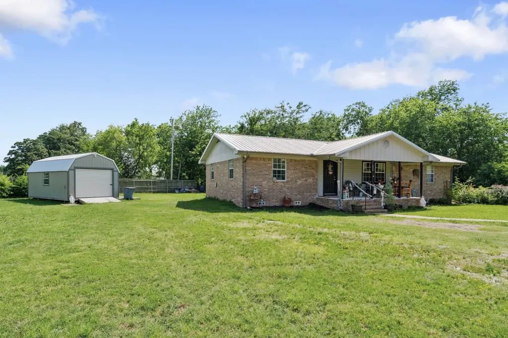 236 Circle Drive Point TX 75472