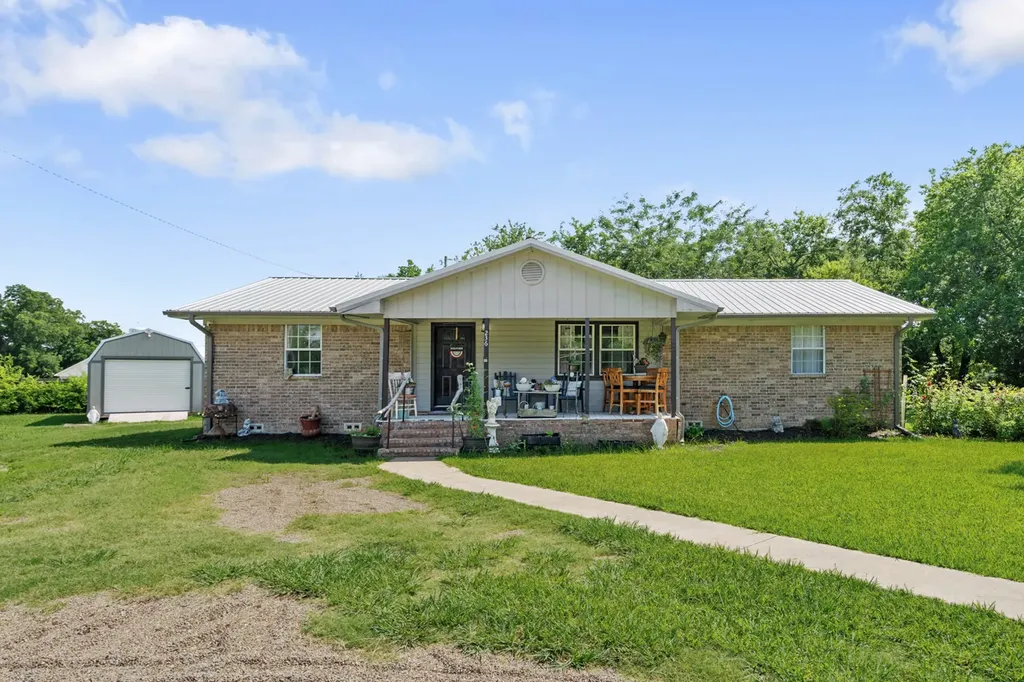 236 Circle Drive Point TX 75472
