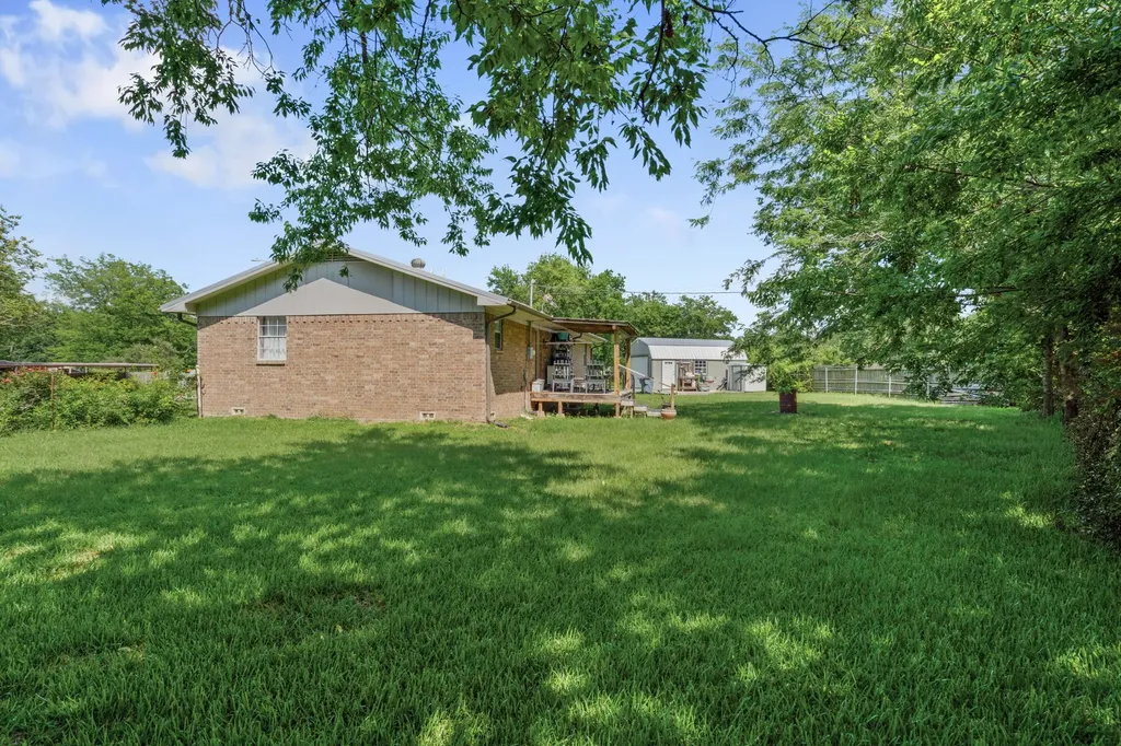 236 Circle Drive Point TX 75472
