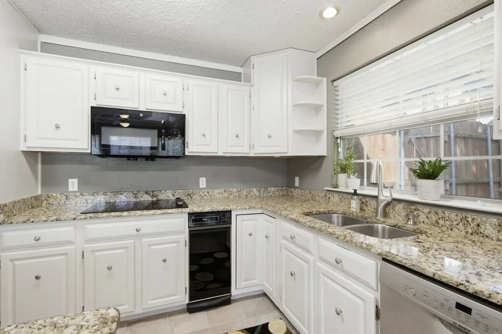 500 Irongate Circle Irving TX 75060