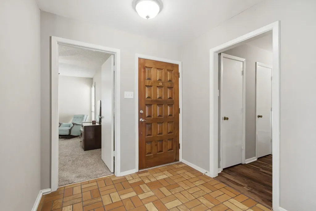 500 Irongate Circle Irving TX 75060