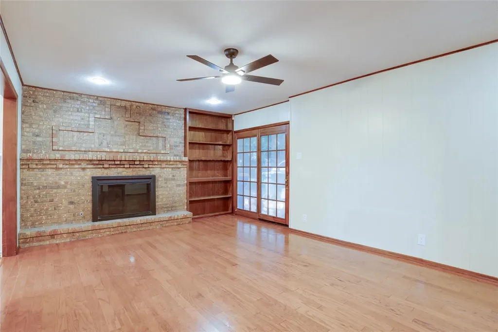 615 Oxford Drive Sherman TX 75092