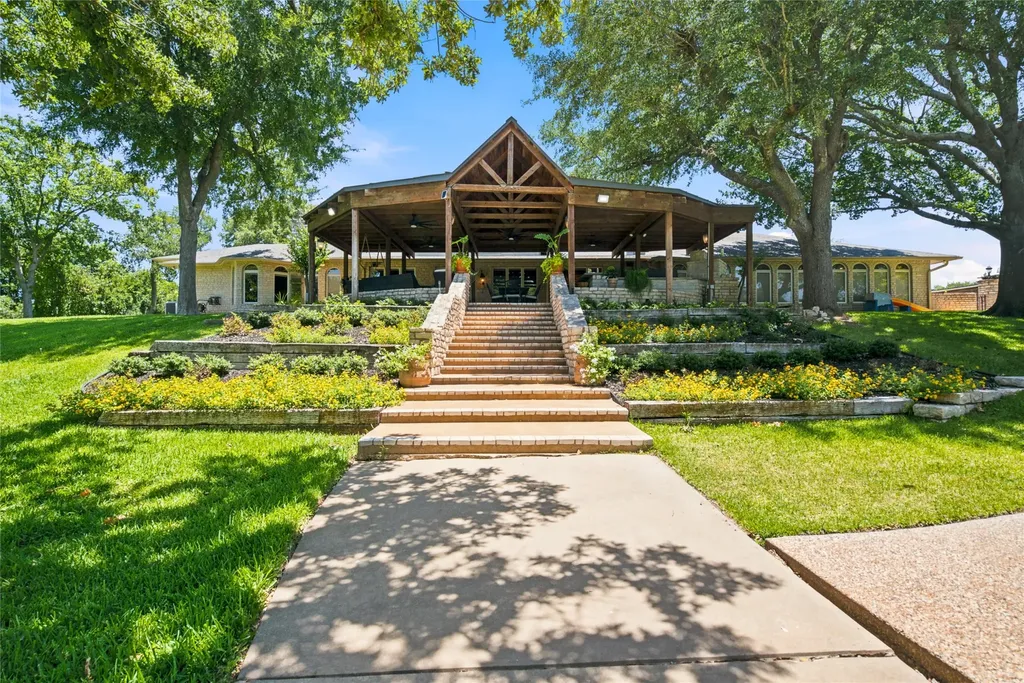 2749 Summit Avenue Stephenville TX 76401