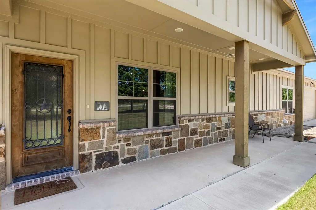 3157 Fm 2194 Celeste TX 75423