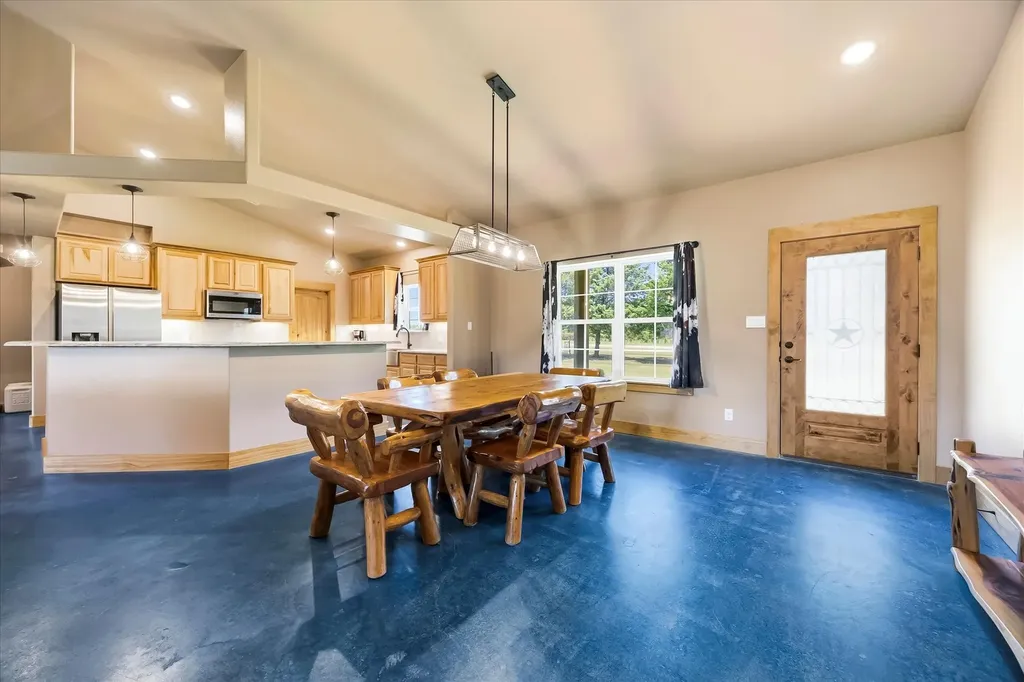 3157 Fm 2194 Celeste TX 75423