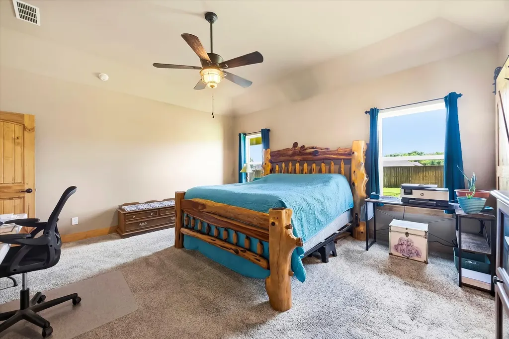 3157 Fm 2194 Celeste TX 75423