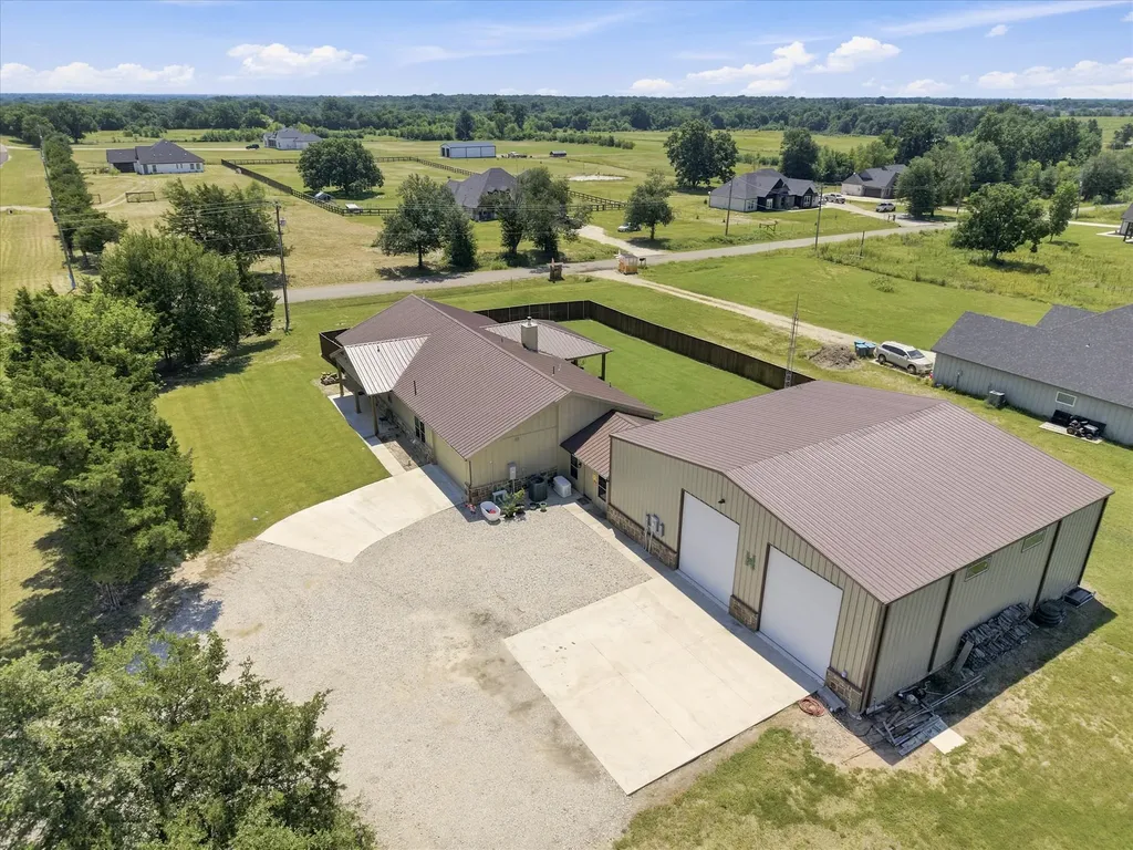 3157 Fm 2194 Celeste TX 75423