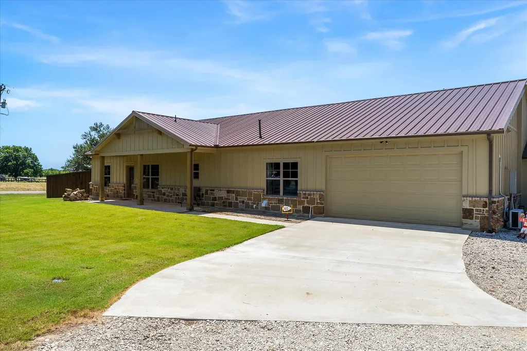 3157 Fm 2194 Celeste TX 75423