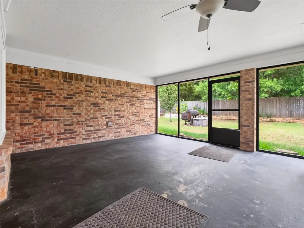 7304 Shady Hollow Lane North Richland Hills TX 76182