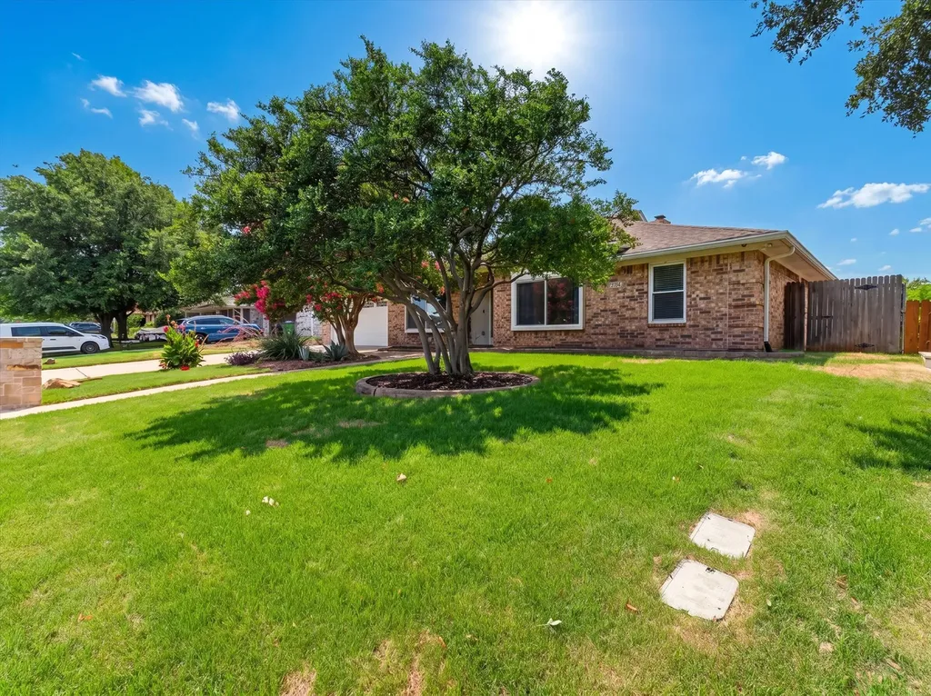 7304 Shady Hollow Lane North Richland Hills TX 76182