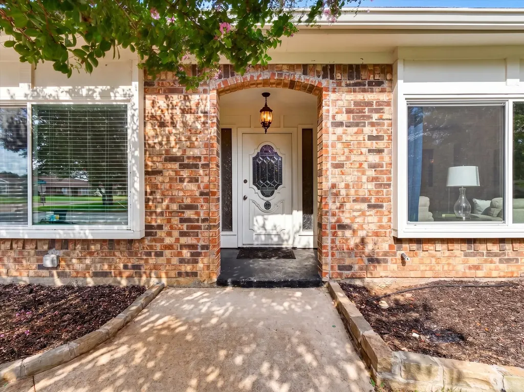 7304 Shady Hollow Lane North Richland Hills TX 76182