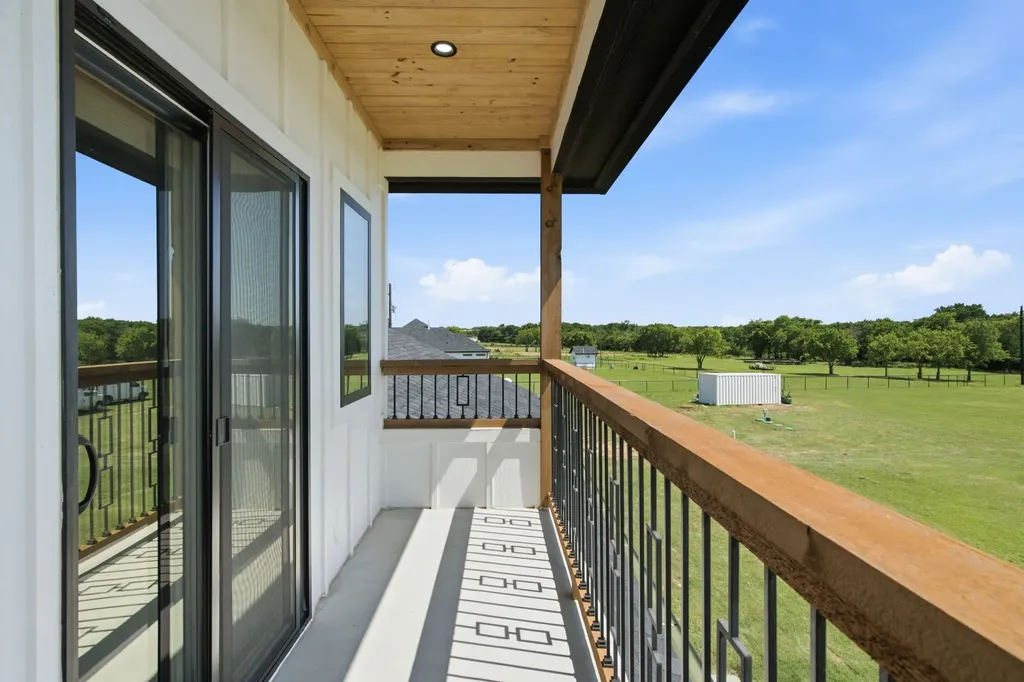 4790 Austin Circle Sanger TX 76266