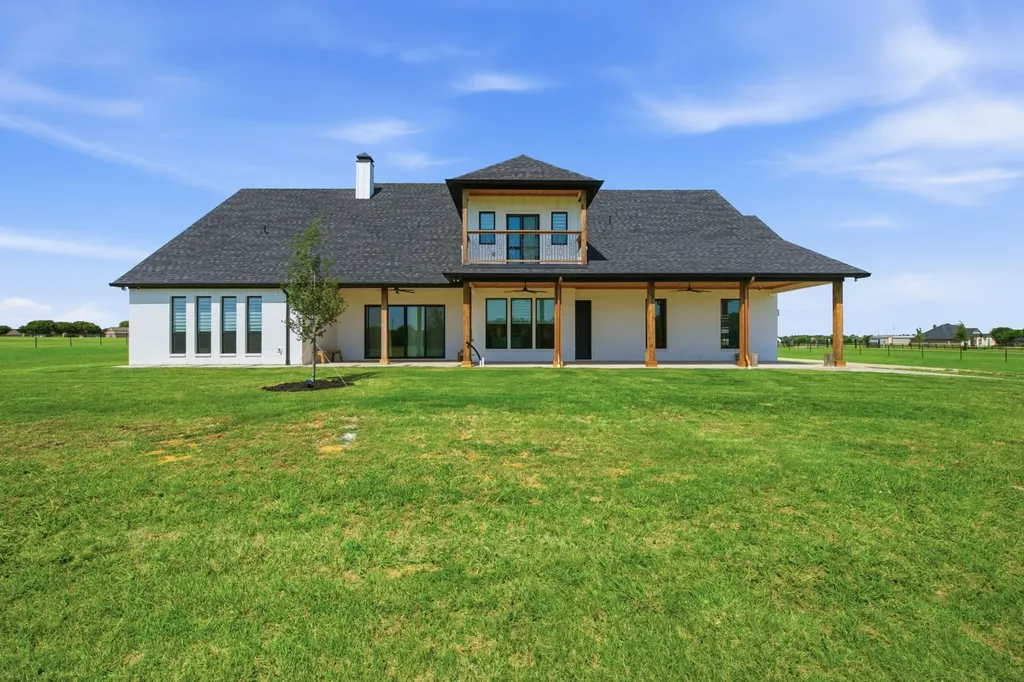 4790 Austin Circle Sanger TX 76266