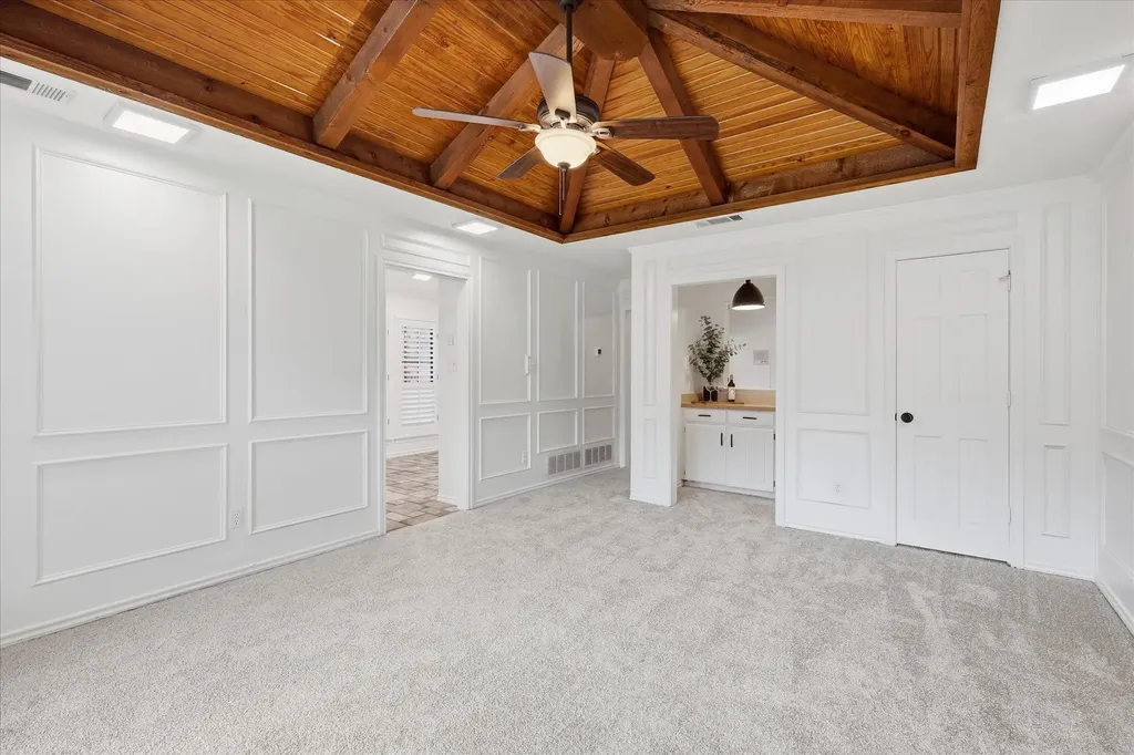 1900 Glenbrook Court Bedford TX 76021