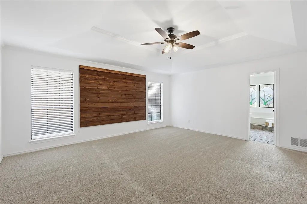 1900 Glenbrook Court Bedford TX 76021