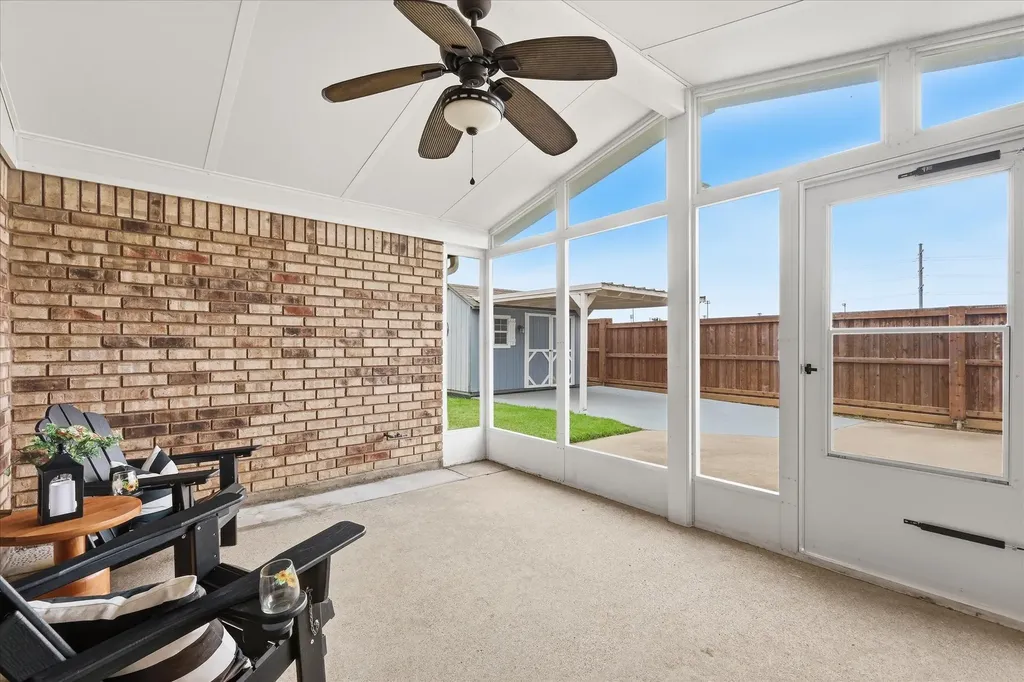 1900 Glenbrook Court Bedford TX 76021