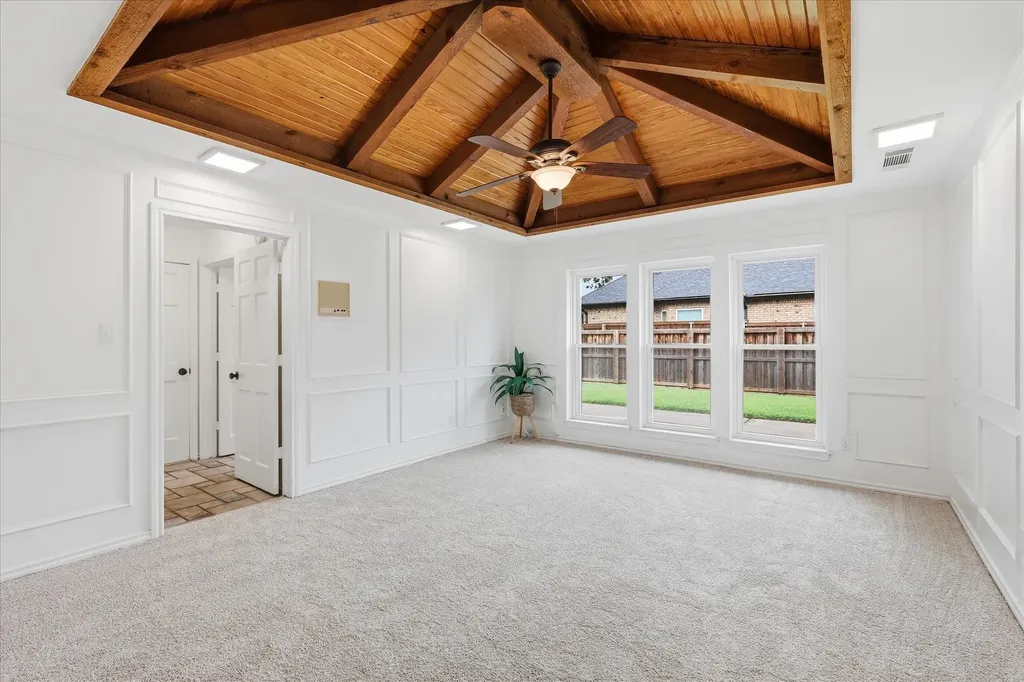1900 Glenbrook Court Bedford TX 76021