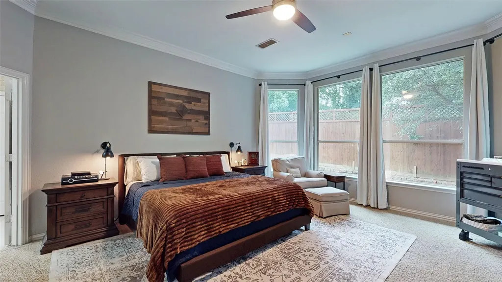861 Bradford Street Lantana TX 76226