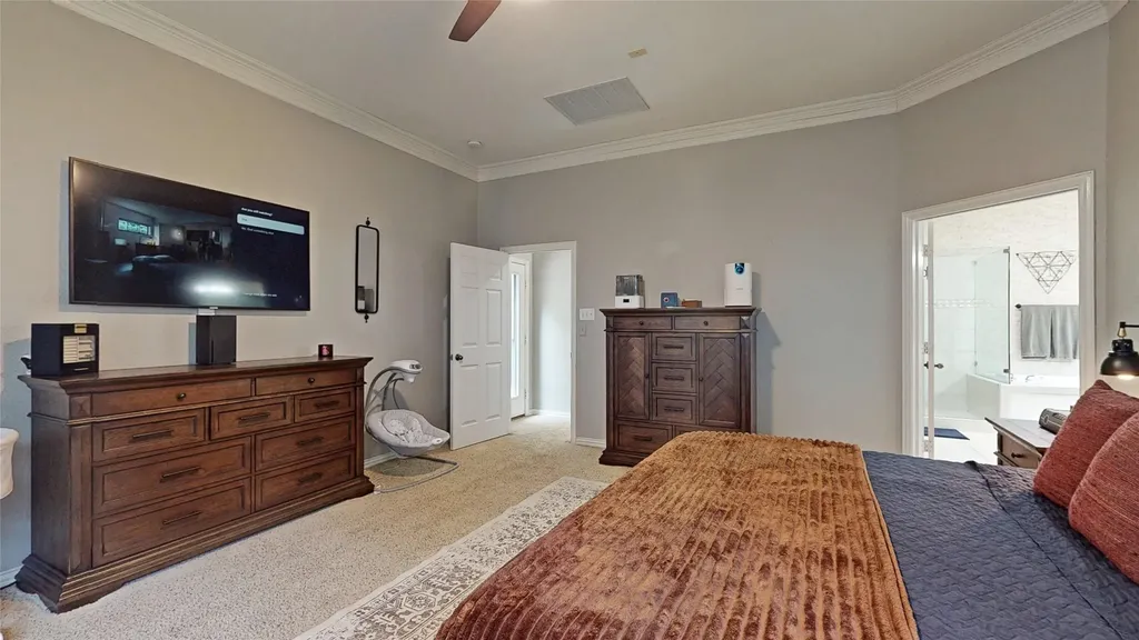 861 Bradford Street Lantana TX 76226