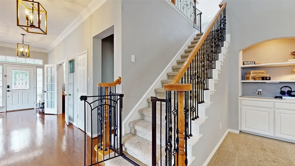 861 Bradford Street Lantana TX 76226