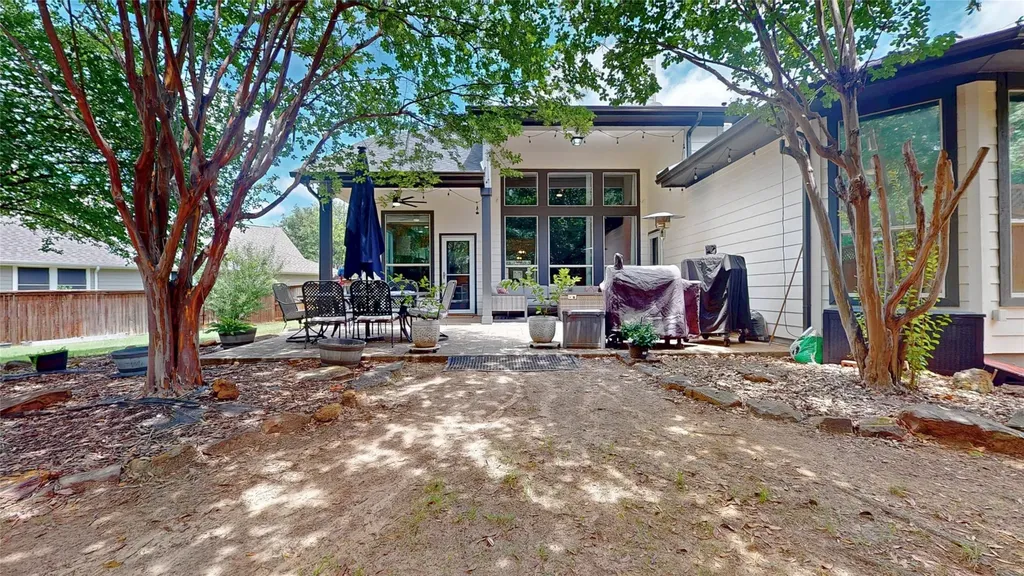 861 Bradford Street Lantana TX 76226