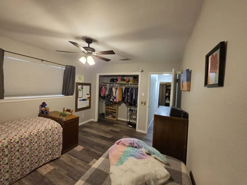 104 Bowie Lane Hewitt TX 76643