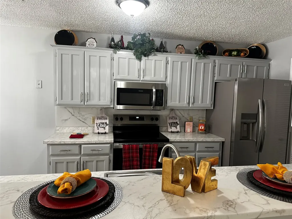 5218 Wild Horse Court Arlington TX 76017