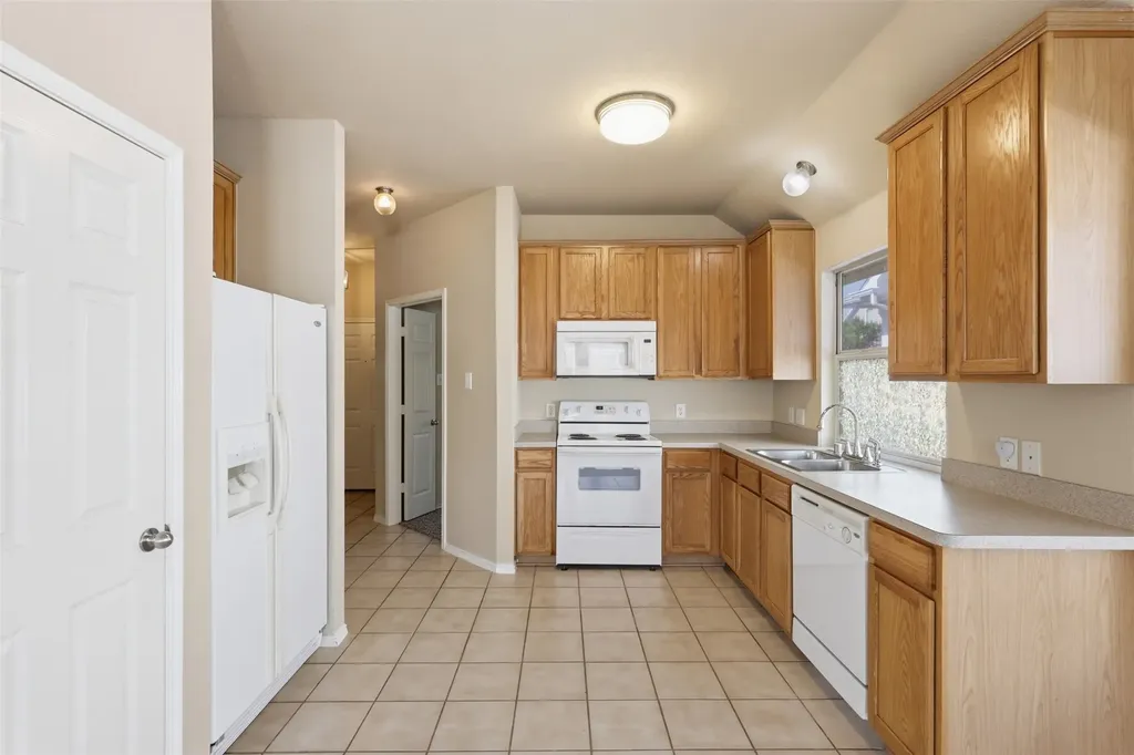 1351 Portsmouth Drive Providence Village TX 76227