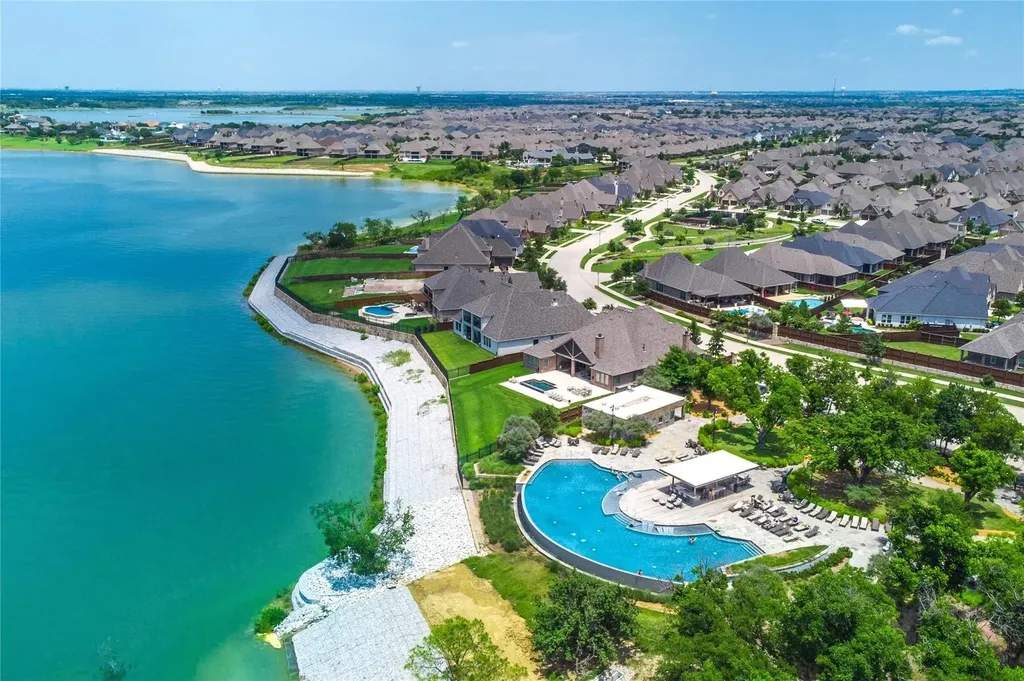 8509 Scottys Lake Lane The Colony TX 75056