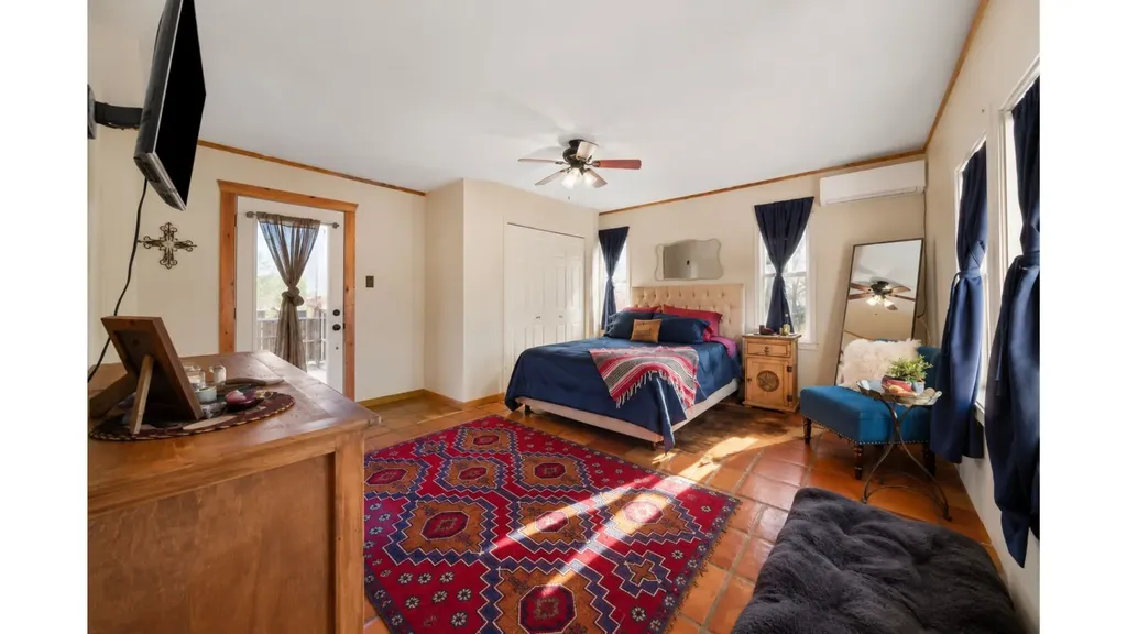 117 Reading Avenue N Kerrville TX 78010