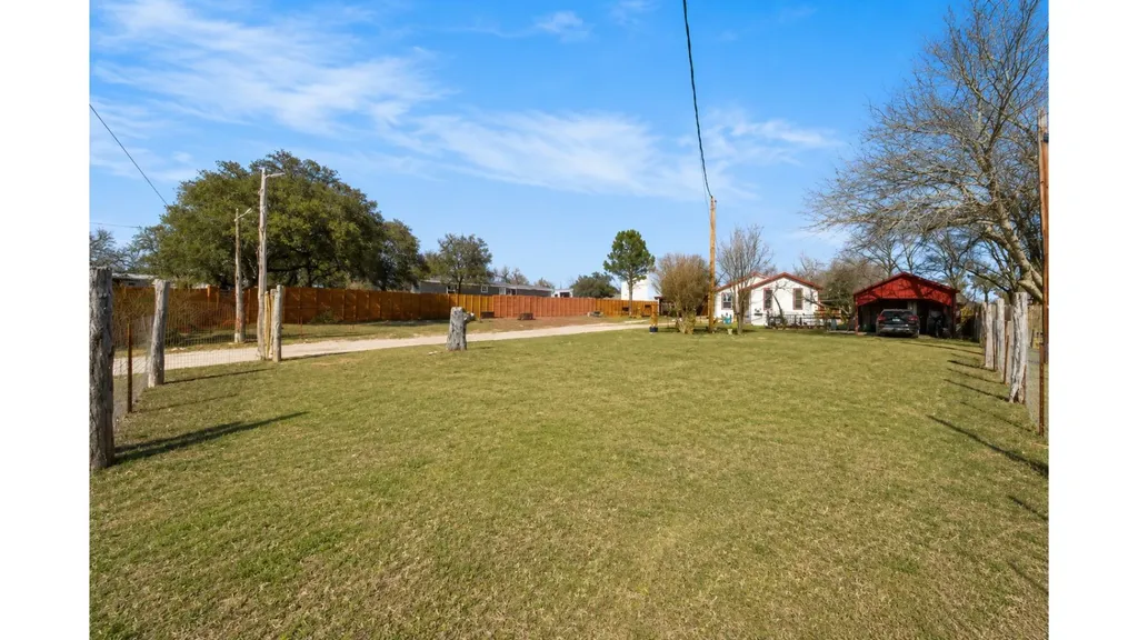 117 Reading Avenue N Kerrville TX 78010