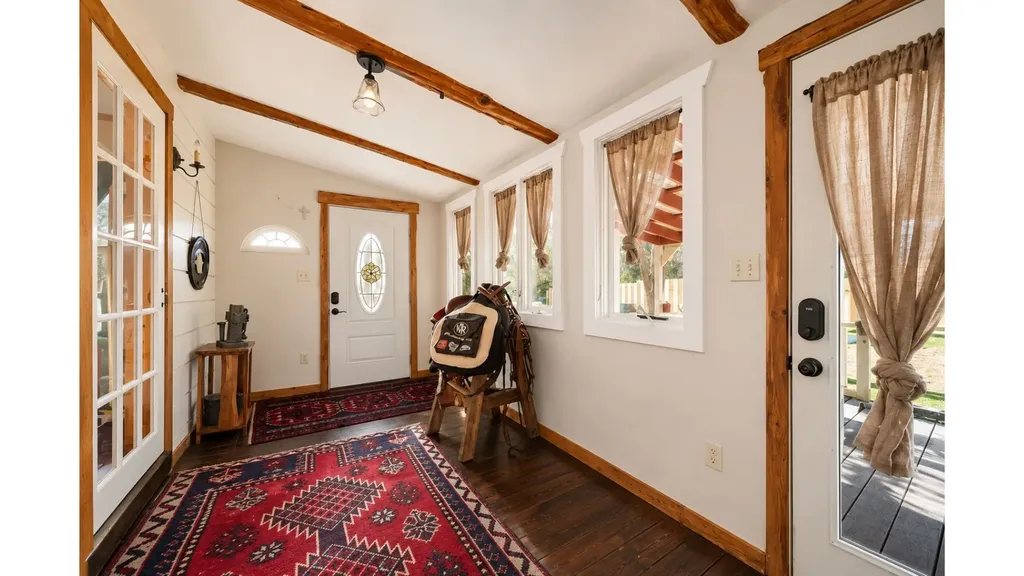 117 Reading Avenue N Kerrville TX 78010