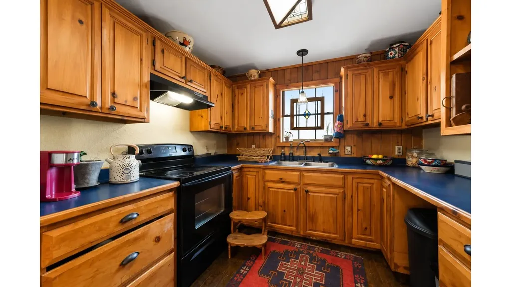 117 Reading Avenue N Kerrville TX 78010