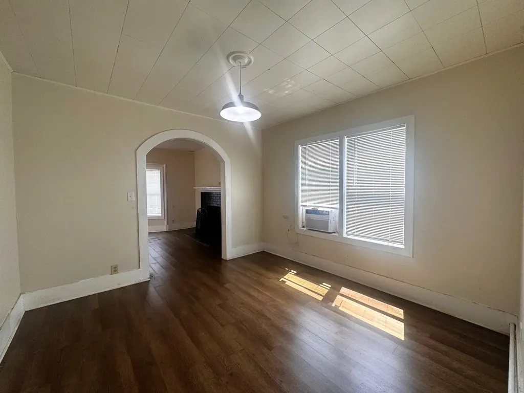 414 W 4th Street Mt Pleasant TX 75455