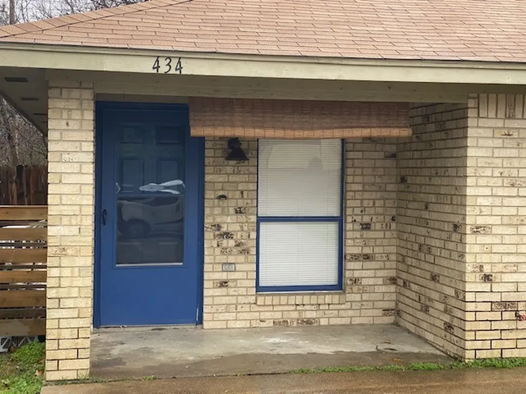 432 23rd Street Grand Prairie TX 75050