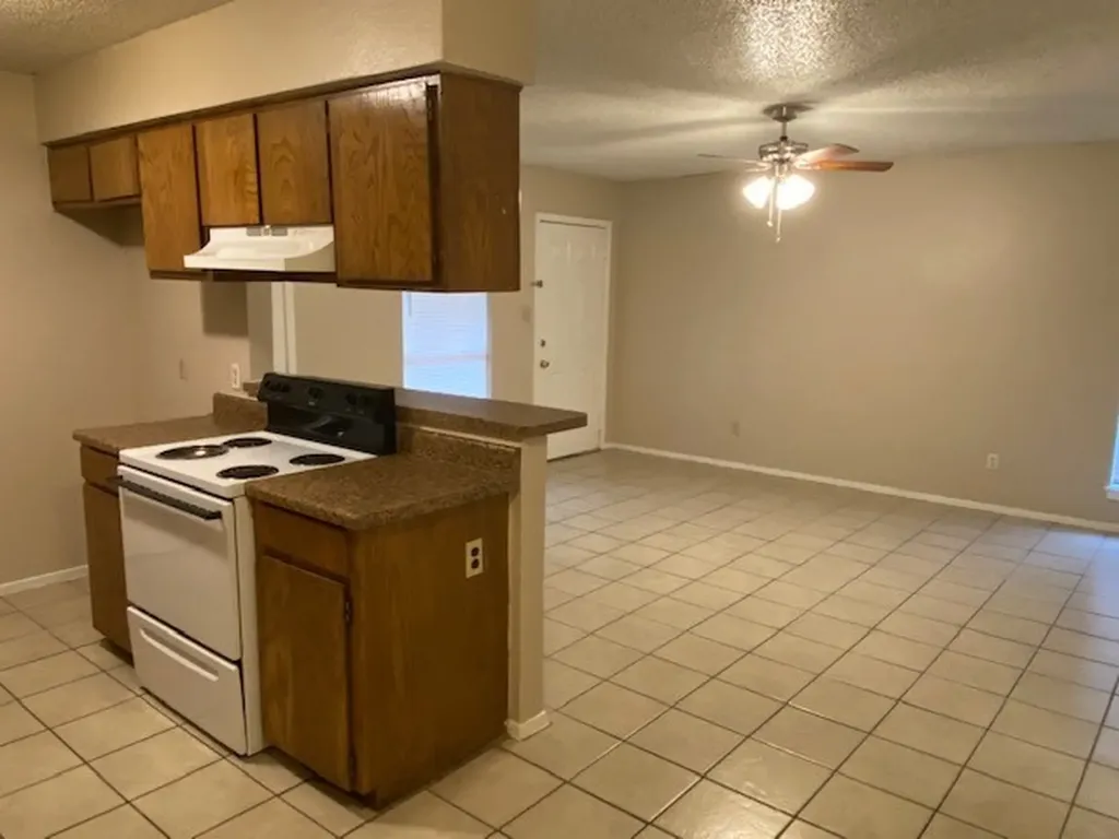 432 23rd Street Grand Prairie TX 75050