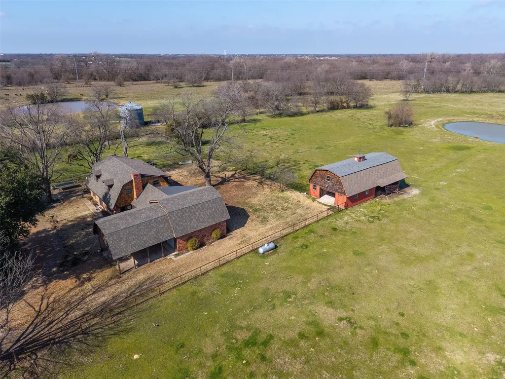 3998 County Road 2706 Caddo Mills TX 75135