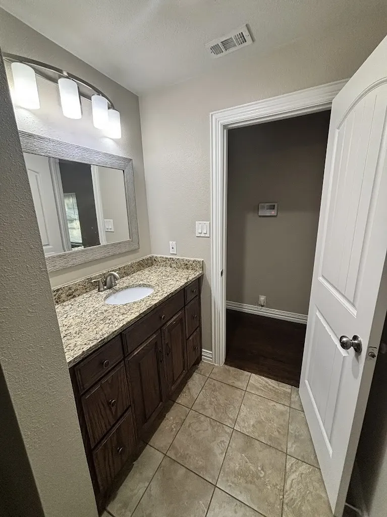 1126 Wilbur Street Dallas TX 75224