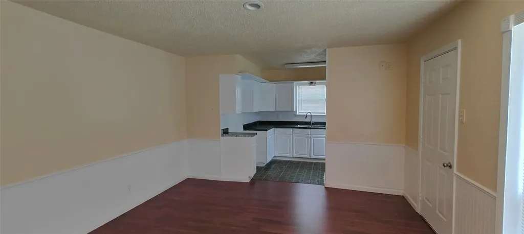 2413 Royal Drive Garland TX 75041