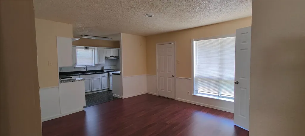 2413 Royal Drive Garland TX 75041