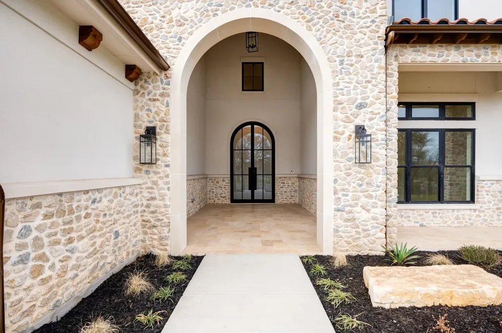 10621 Arrowhead Point Drive Fort Worth TX 76179