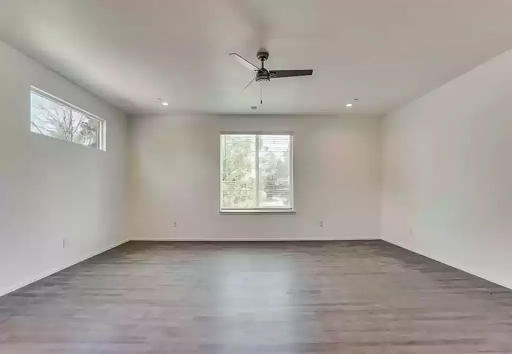 3275 Dallas Street Dallas TX 75210