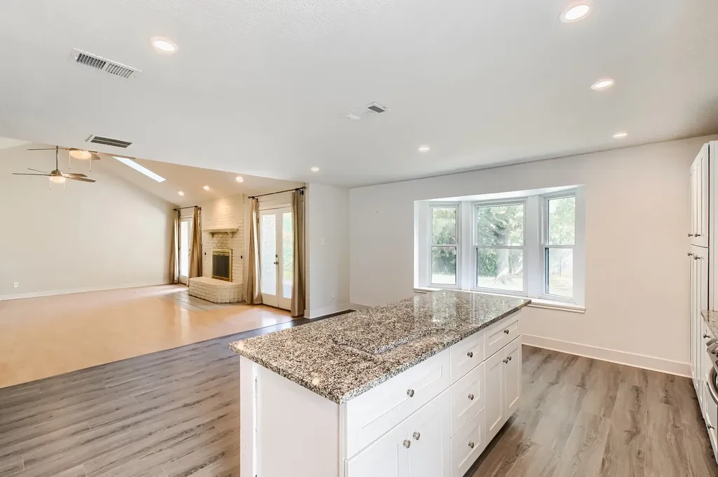 8821 Glen Hollow Drive Fort Worth TX 76179