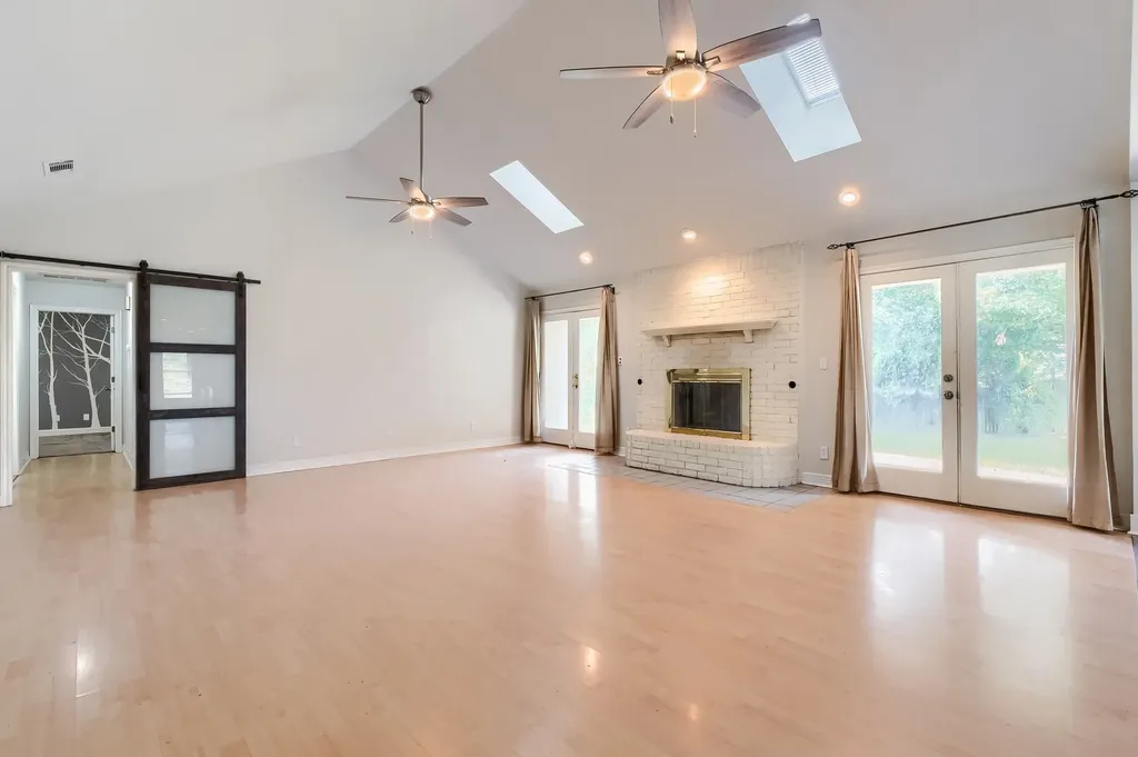 8821 Glen Hollow Drive Fort Worth TX 76179