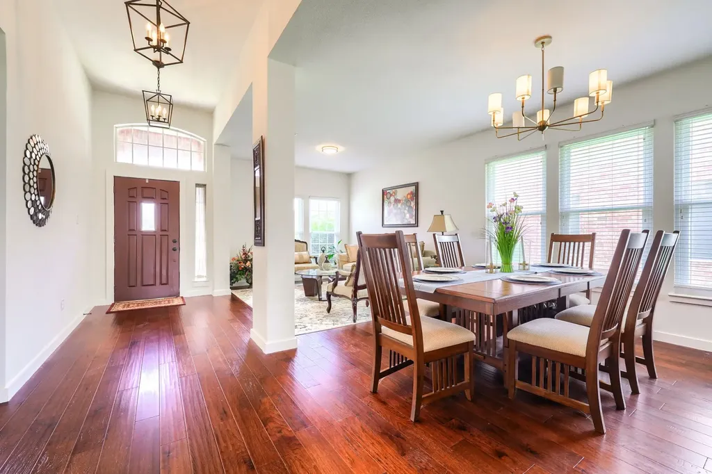 5225 Alec Drive Garland TX 75043
