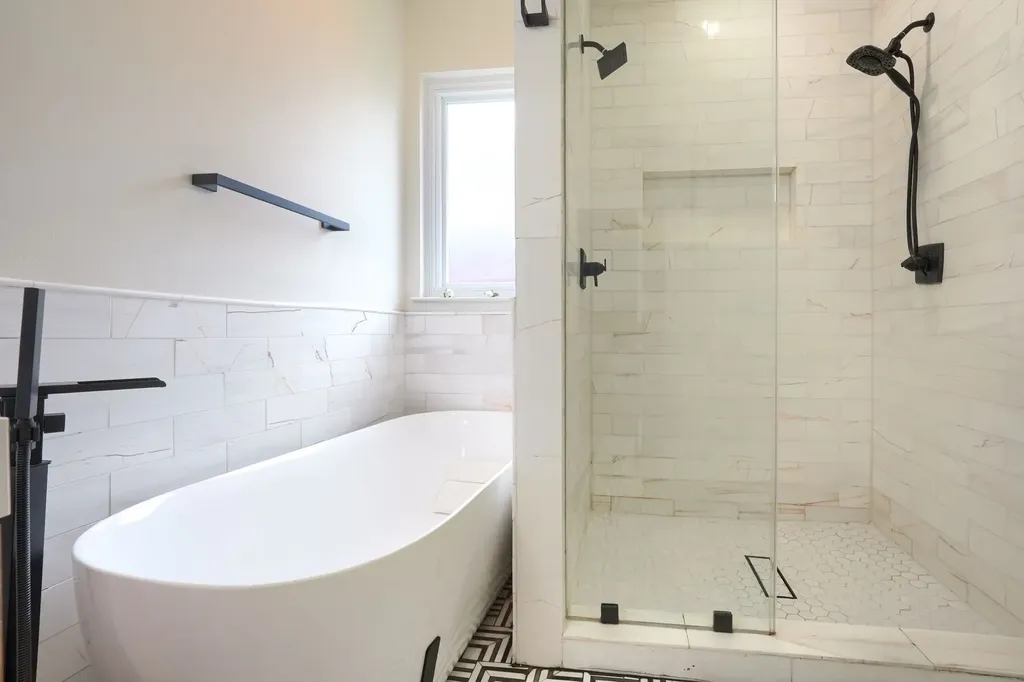 5225 Alec Drive Garland TX 75043