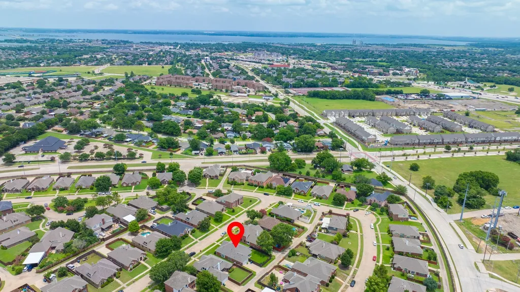 5225 Alec Drive Garland TX 75043
